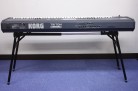 真空管シンセサイザー　TRITON Extreme（TRITONEXT88）