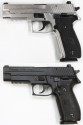 SIG SAUER P226 レールドフレーム ステンレス & ブラック ガスガン